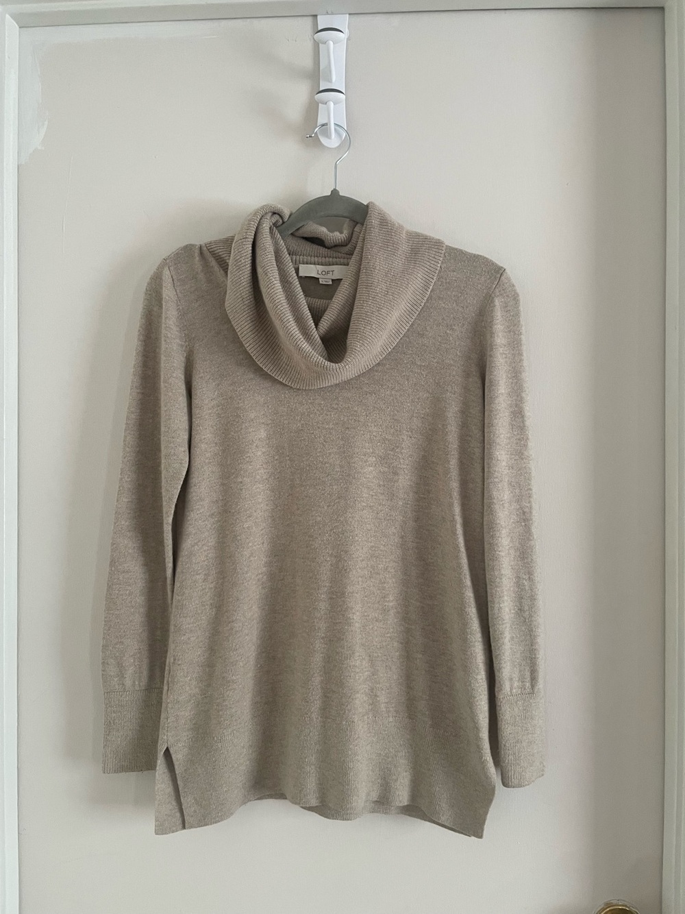 LOFT Oatmeal Cowl Neck Tunic Sweater Size S (238)